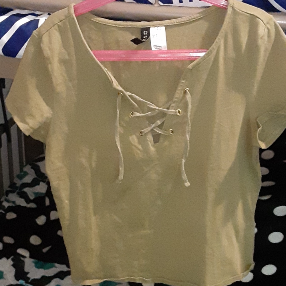 Green shirt